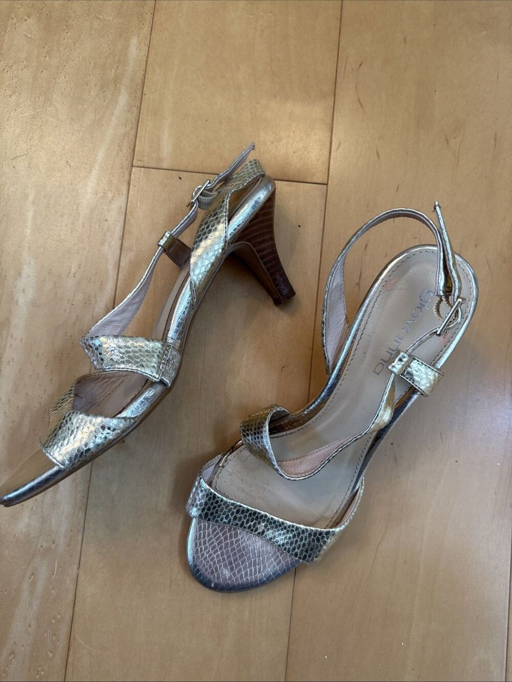 GOLD STRAPPY LEATHER HEELS Giovanna Size 7 Women’s